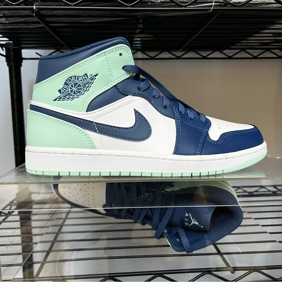 Air Jordan 1 Mid Mystic Navy Mint Foam DS Size 10 - Picture 5 of 5